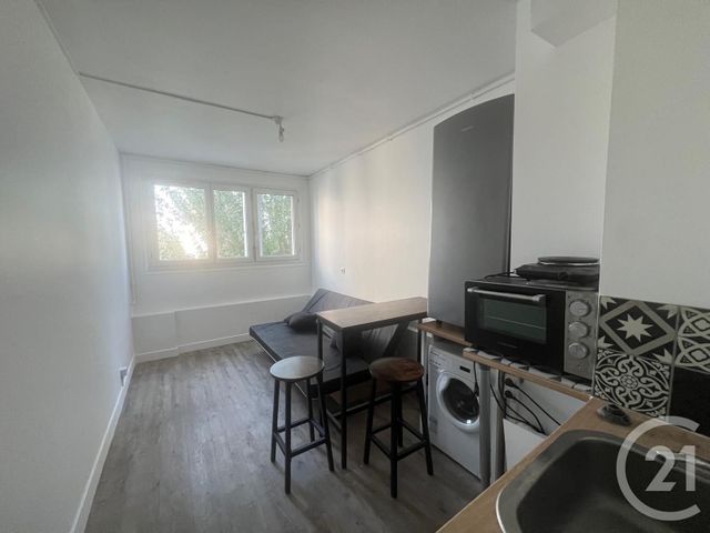 Appartement Studio à louer - 1 pièce - 13.4 m2 - ALFORTVILLE - 94 - ILE-DE-FRANCE - Century 21 Dalayrac